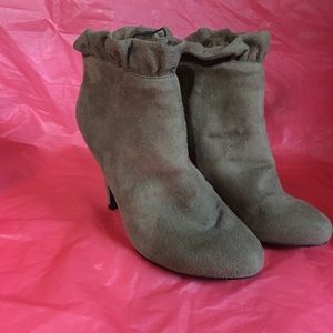 Rue 21 boots